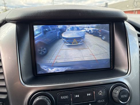 Used 2018 Chevrolet Tahoe LT AWD/4WD image 9