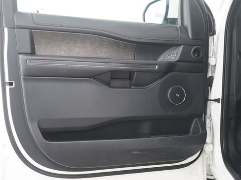 Used 2020 Ford Expedition Limited image 20