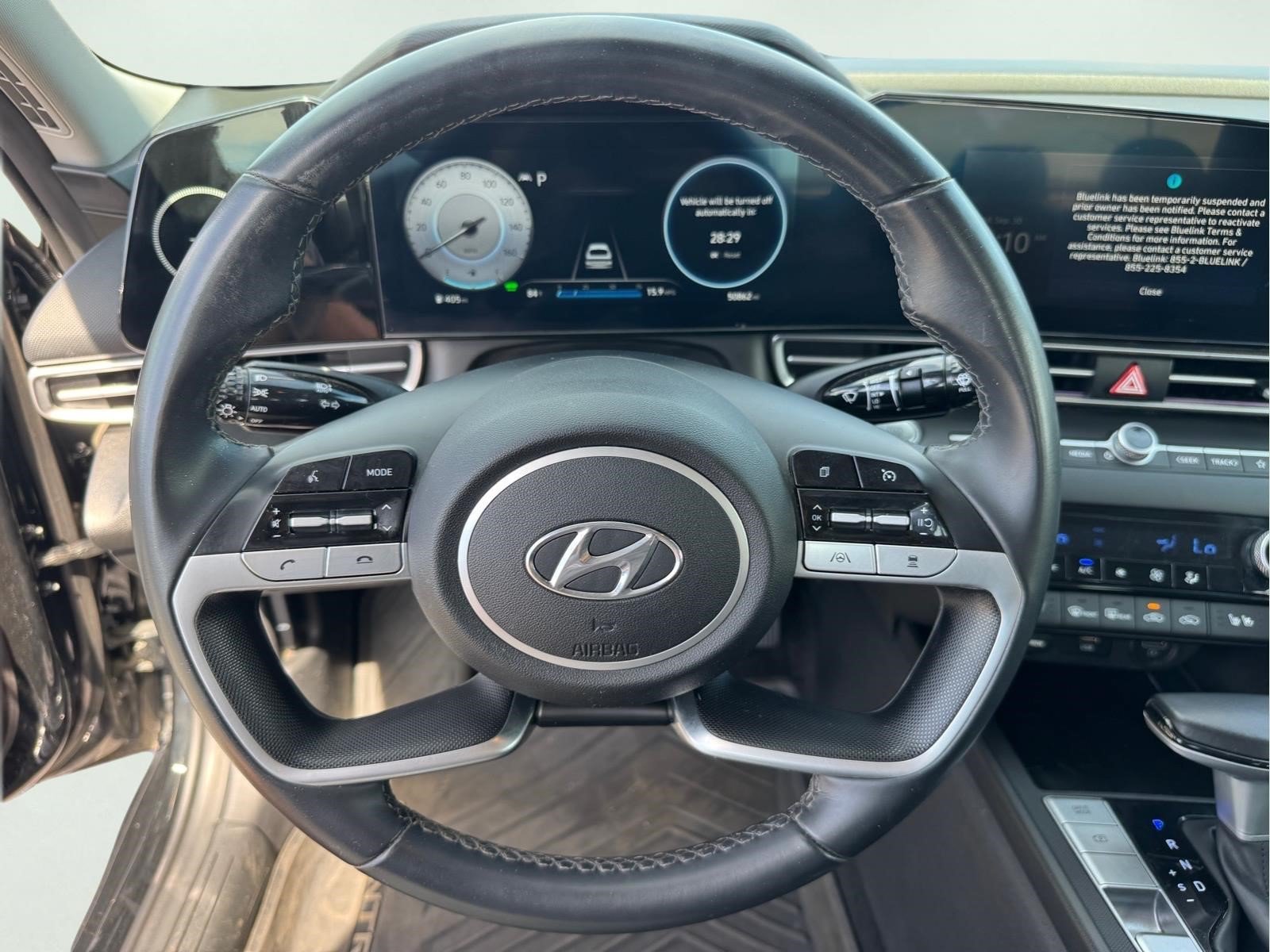 Used 2023 Hyundai Elantra Limited FWD image 25