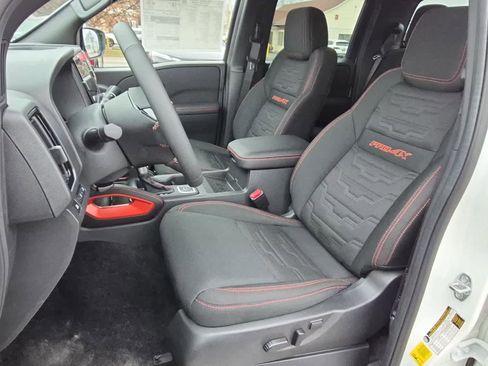 New 2026 Nissan Frontier PRO-4X w/ Pro-4x Convenience Package image 10