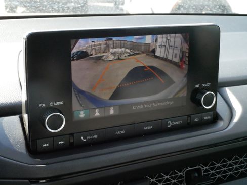 Certified 2023 Honda Accord LX image 29