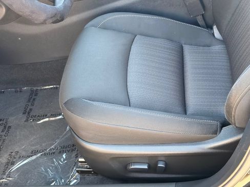 Used 2024 Nissan Altima 2.5 SV FWD image 19