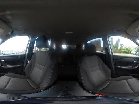 Used 2025 Nissan Rogue SV AWD/4WD image 44