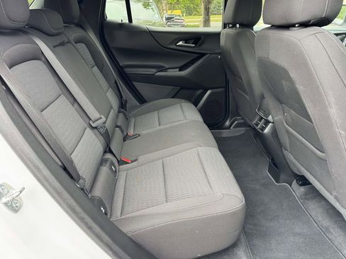 Used 2025 Chevrolet Equinox LT AWD/4WD image 14