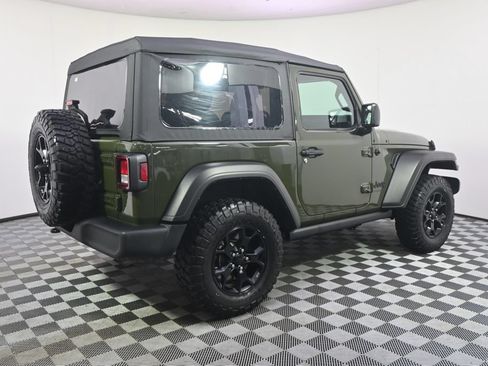 Used 2021 Jeep Wrangler Sport AWD/4WD image 7