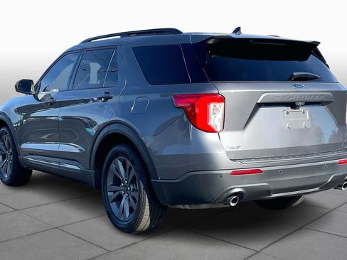 Used 2021 Ford Explorer XLT w/ Equipment Group 202A image 11