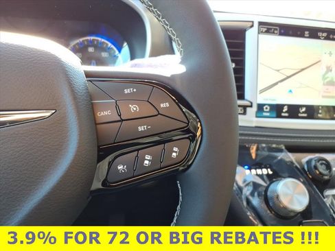 New 2026 Chrysler Pacifica Select image 18