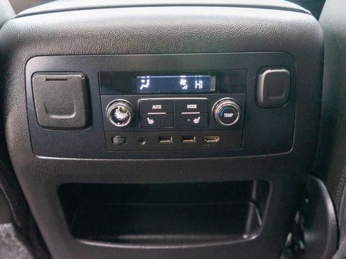 Used 2019 GMC Yukon Denali w/ Open Road Package image 15