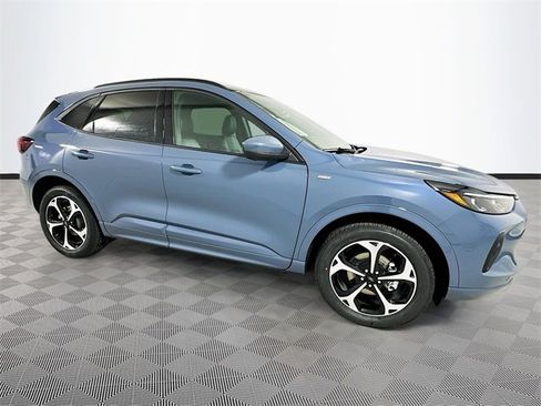 New 2025 Ford Escape ST-Line Elite w/ Premium Technology Package image 3