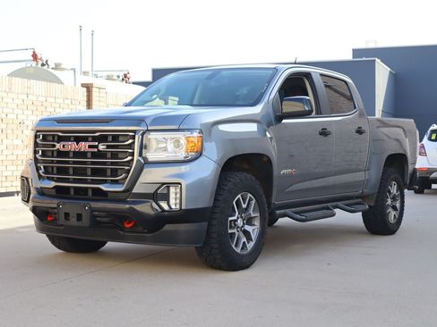 Used 2022 GMC Canyon AT4 AWD/4WD image 2
