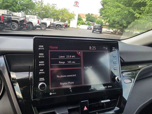 Used 2023 Toyota Camry XSE FWD image 21