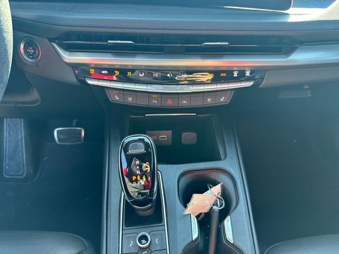 Used 2024 Cadillac XT4 Sport image 18