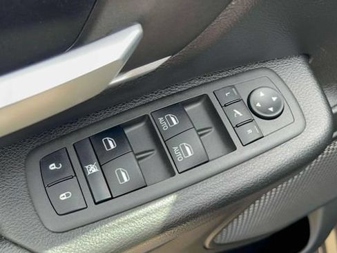 Used 2022 RAM 1500 Big Horn AWD/4WD image 24