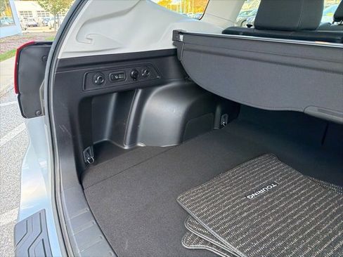 Used 2019 Subaru Forester Touring image 33