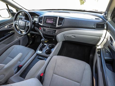 Used 2016 Honda Pilot LX image 26