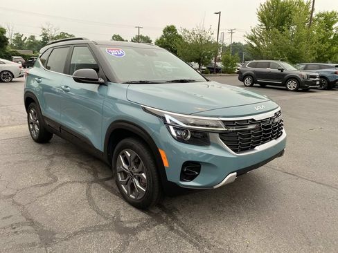 Used 2024 Kia Seltos S AWD/4WD image 8