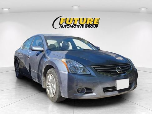 Used 2012 Nissan Altima 2.5 S FWD image 1