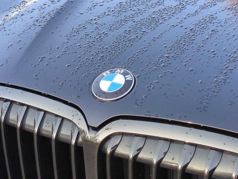 Used 2020 BMW X7 M50i w/ Dynamic Handling Package image 12