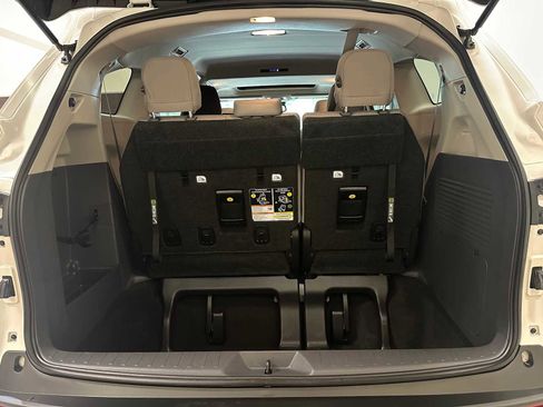 Certified 2024 Toyota Sienna LE w/ LE Plus Package AWD/4WD image 29