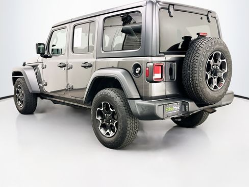 Used 2021 Jeep Wrangler Sport S image 5