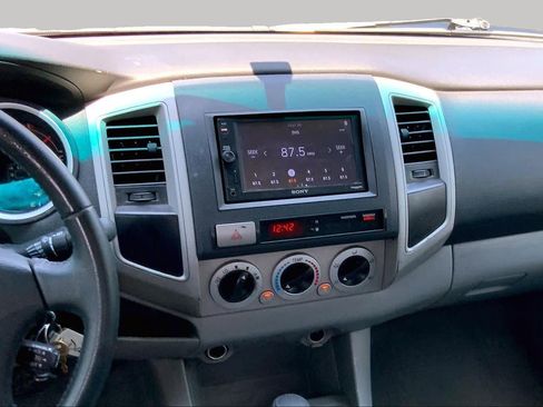 Used 2008 Toyota Tacoma PreRunner RWD image 6