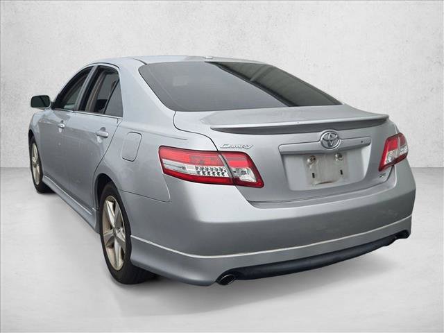 Used 2011 Toyota Camry SE w/ SE Extra-Value Pkg #1 FWD image 7