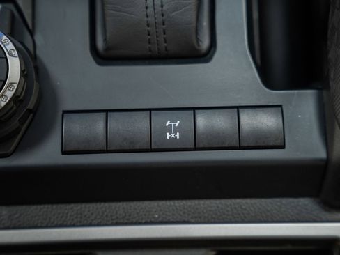 Used 2024 Toyota Tacoma TRD Off-Road image 33