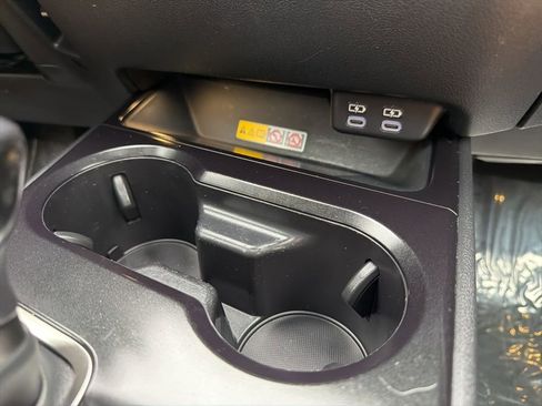 Used 2023 Lexus UX 250h AWD w/ Premium Package image 27