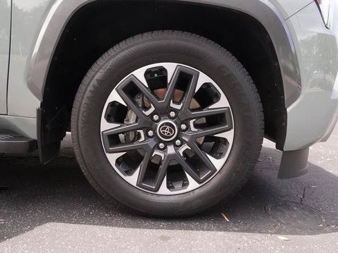 Used 2024 Toyota Sequoia Limited AWD/4WD image 38
