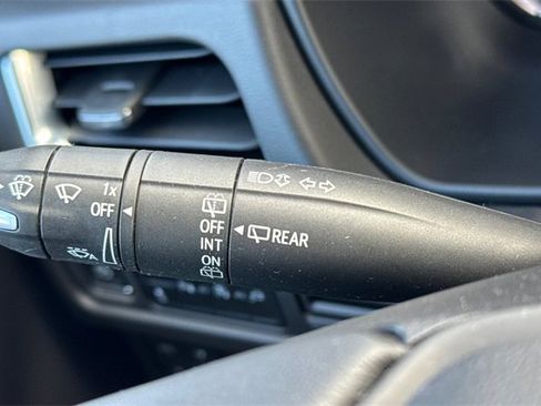 Used 2021 Chevrolet Tahoe RST w/ Luxury Package image 39