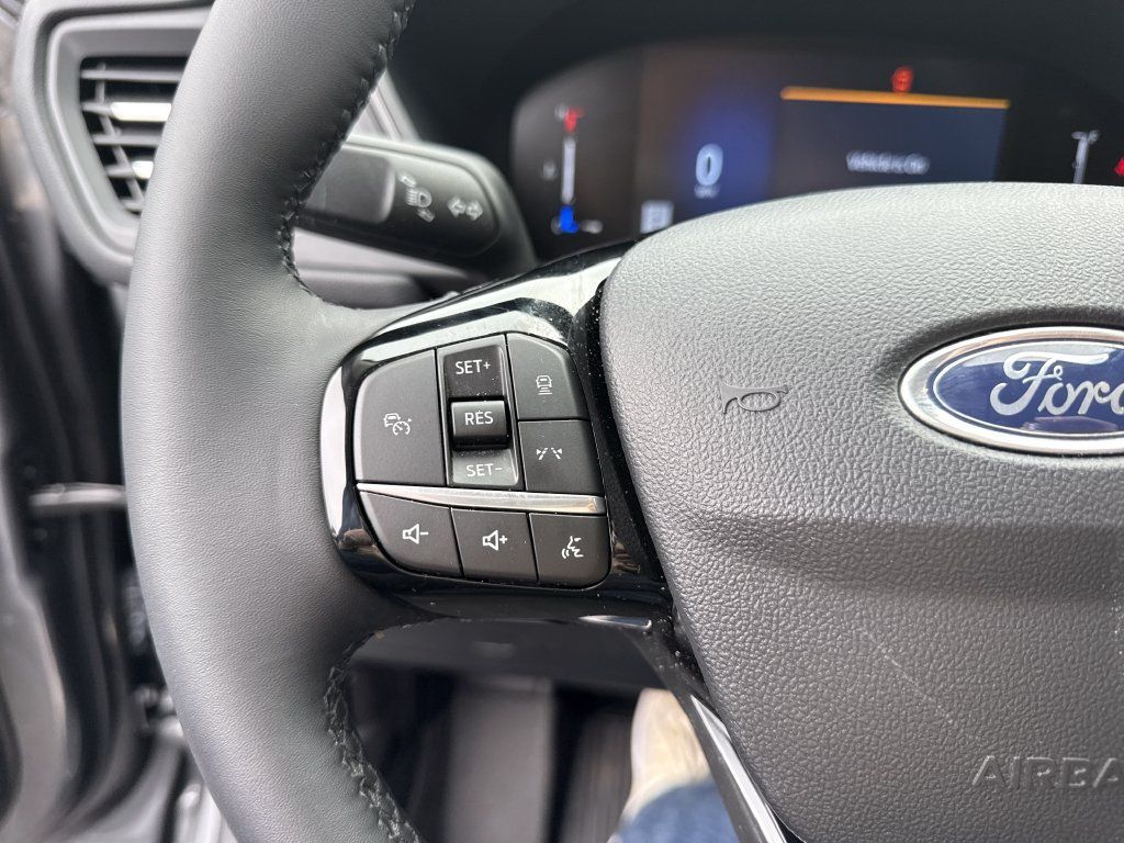 Used 2023 Ford Escape Active w/ Tech Pack #1 AWD/4WD image 23