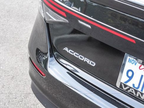 Used 2024 Honda Accord Sport image 9