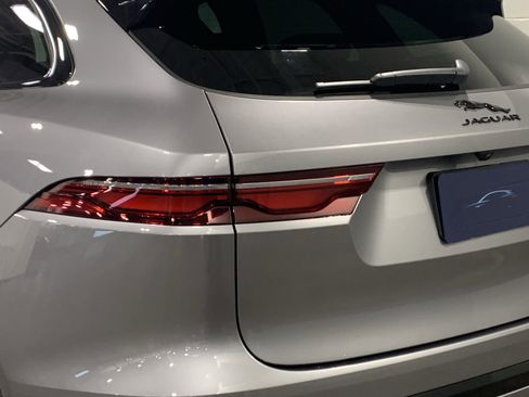 New 2026 Jaguar F-PACE R-Dynamic S image 17