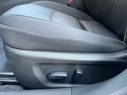 Used 2026 Nissan Altima 2.5 SV FWD image 23