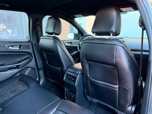Used 2020 Ford Edge ST-Line image 18