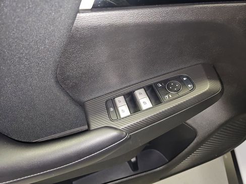 Used 2022 Mitsubishi Outlander ES image 34