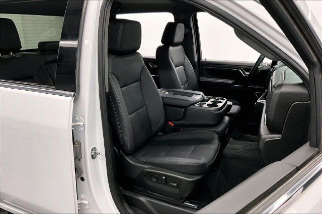 Used 2024 Chevrolet Silverado 2500 LTZ AWD/4WD image 8
