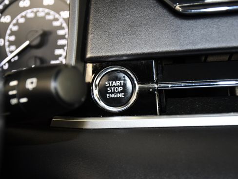 Used 2022 Mitsubishi Outlander SE AWD/4WD image 24