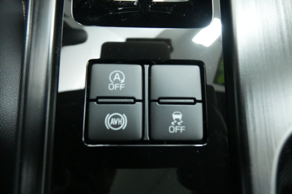 Certified 2026 Subaru Outback Limited AWD/4WD image 37