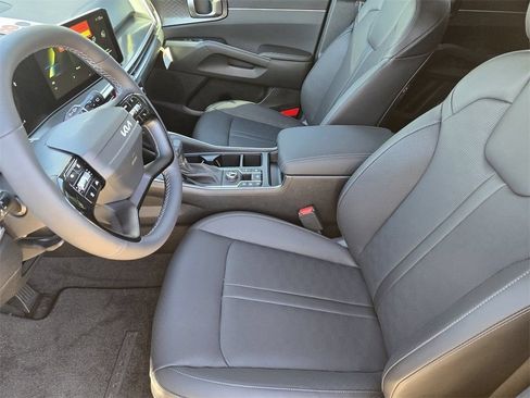New 2026 Kia Sorento S w/ S Panoramic Sunroof Package FWD image 10