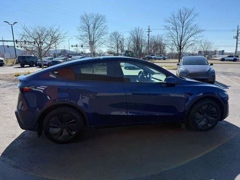 Used 2026 Tesla Model Y Long Range image 4