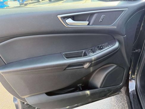Used 2022 Ford Edge SEL AWD/4WD image 13