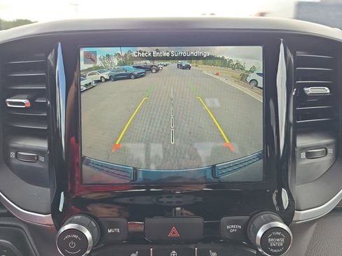 Used 2023 RAM 1500 Big Horn AWD/4WD image 24