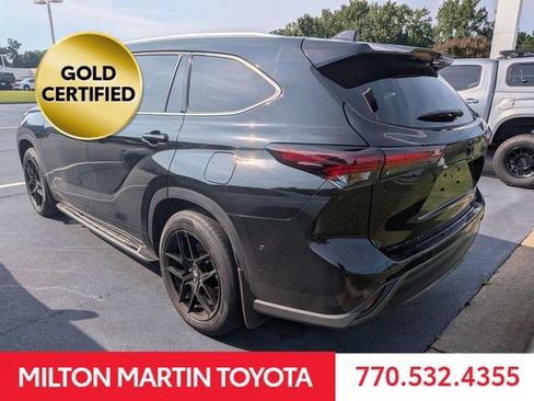 Certified 2026 Toyota Highlander Limited AWD/4WD image 4