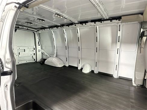 Used 2023 GMC Savana 2500 Work Van w/ Driver Convenience Package image 22