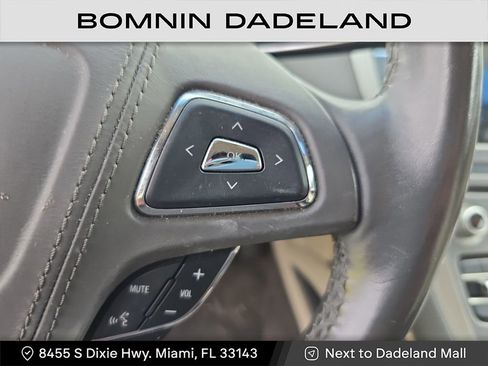 Used 2017 Lincoln MKZ Premiere image 23