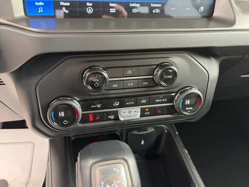 Used 2025 Ford Bronco Big Bend image 22