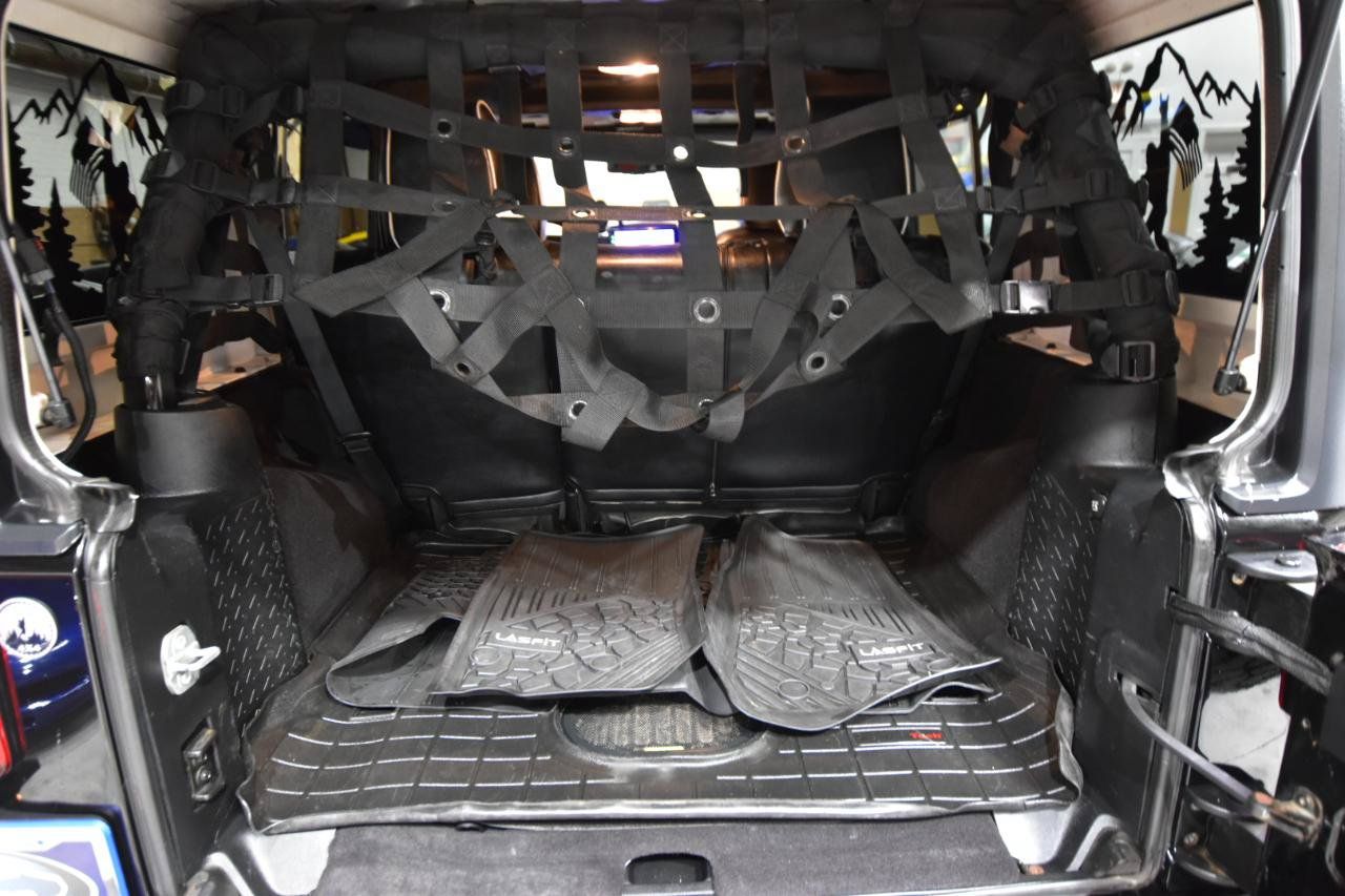 Used 2015 Jeep Wrangler Unlimited Sport AWD/4WD image 36