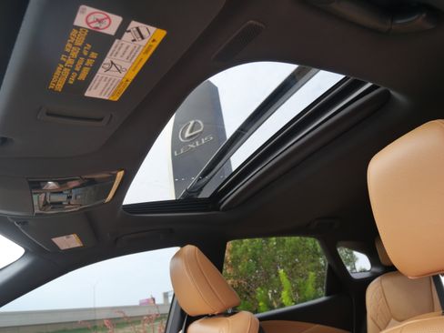 Certified 2025 Lexus RX 350 Premium Plus image 20