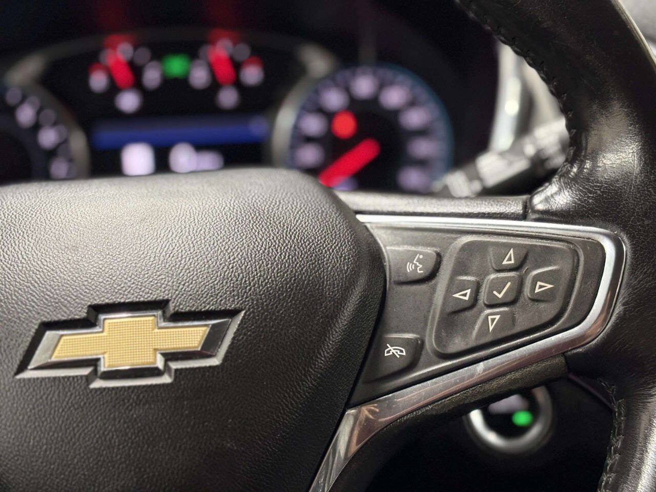 Used 2020 Chevrolet Equinox Premier AWD/4WD image 37